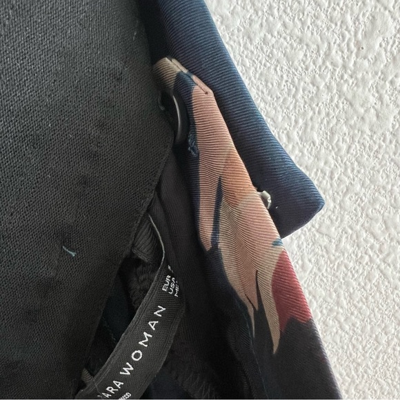 Zara Woman Silky Blue Floral Wide Leg Pants Contemporary US Small - Picture 11 of 11